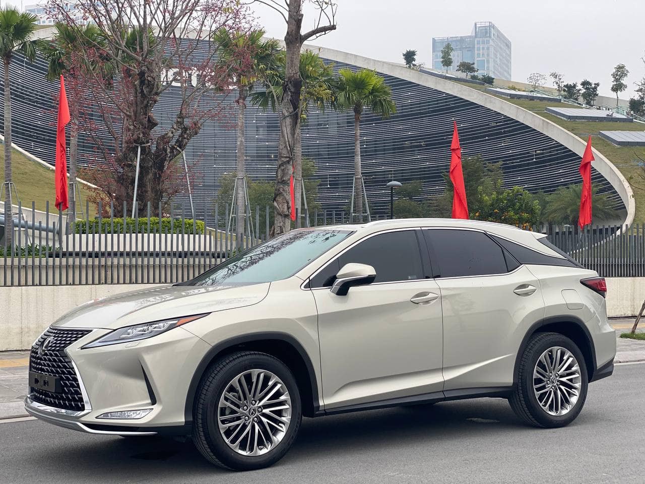 Giá xe ô tô Lexus tháng 2/2022: Dao động từ 2,13 - 8,89 tỷ đồng